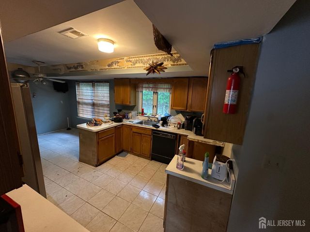 188 Middlesex Avenue, Piscataway, NJ 08854