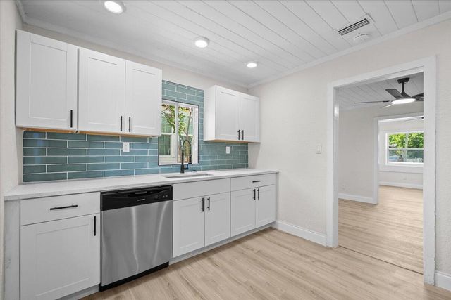 1030 22nd Street, West Palm Beach, FL 33407