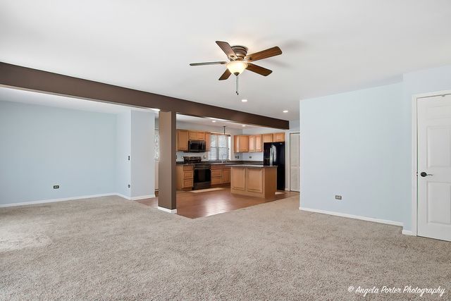 39450 N Circle Avenue, Antioch, IL 60002