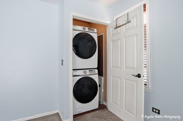 39450 N Circle Avenue, Antioch, IL 60002