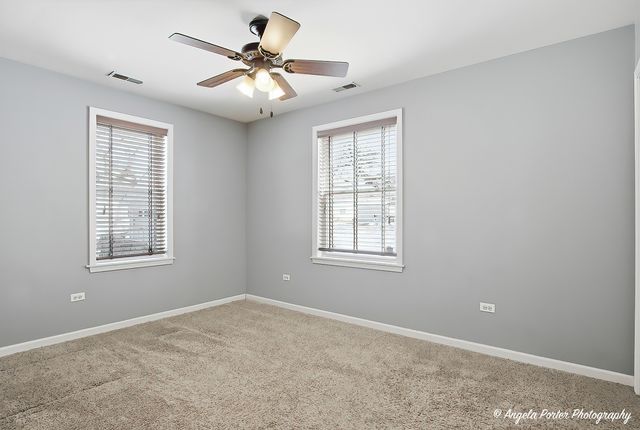 39450 N Circle Avenue, Antioch, IL 60002