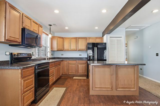 39450 N Circle Avenue, Antioch, IL 60002