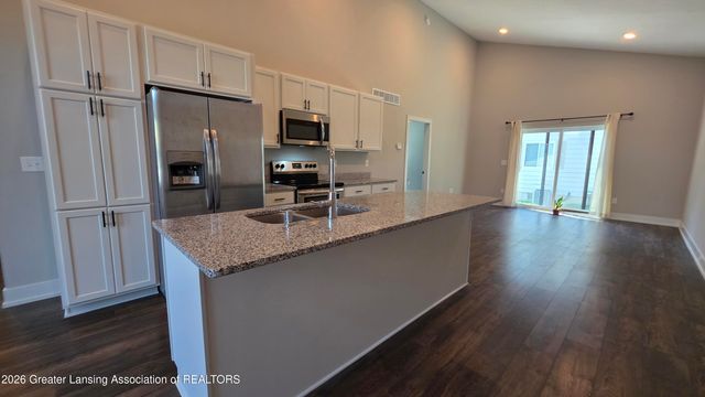 3217 Rice Court, Lansing, MI 48911