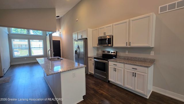 3217 Rice Court, Lansing, MI 48911