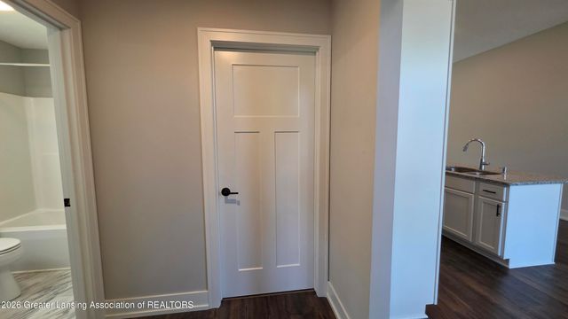 3217 Rice Court, Lansing, MI 48911