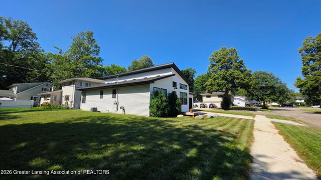 3217 Rice Court, Lansing, MI 48911