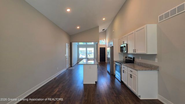 3217 Rice Court, Lansing, MI 48911