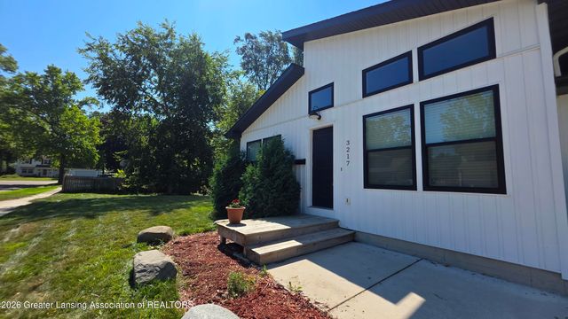 3217 Rice Court, Lansing, MI 48911