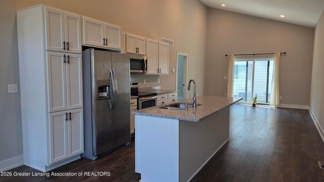 3217 Rice Court, Lansing, MI 48911