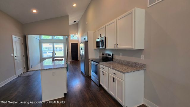 3217 Rice Court, Lansing, MI 48911