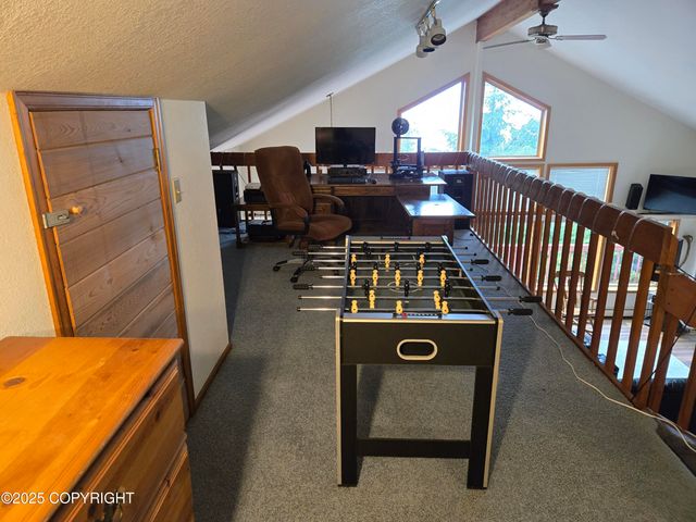 19 Juneberry Road, Ketchikan, AK 99901