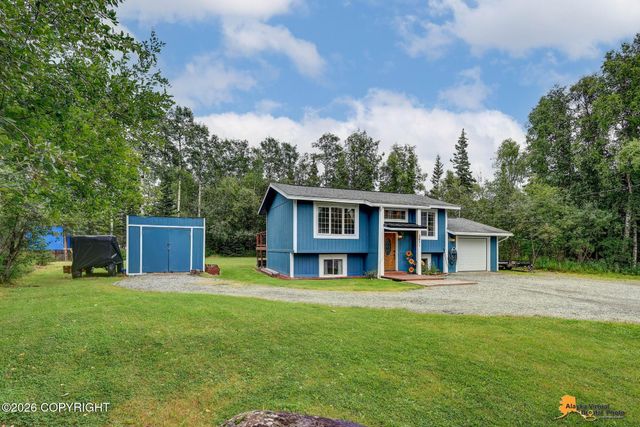 3471 W Smalley Circle, Wasilla, AK 99623