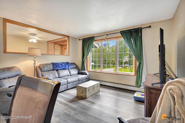 3471 W Smalley Circle, Wasilla, AK 99623