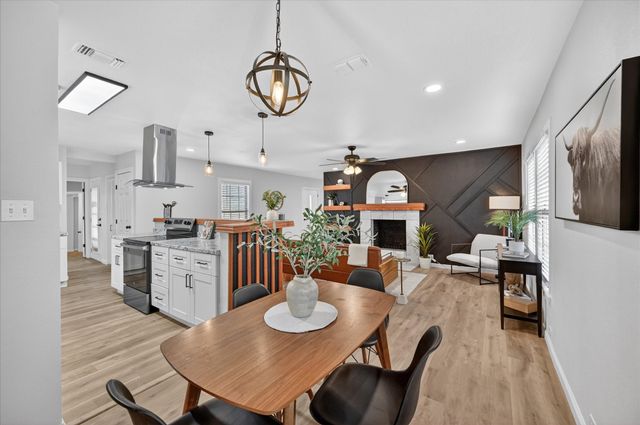 614 Bellevue Drive, Cleburne, TX 76033