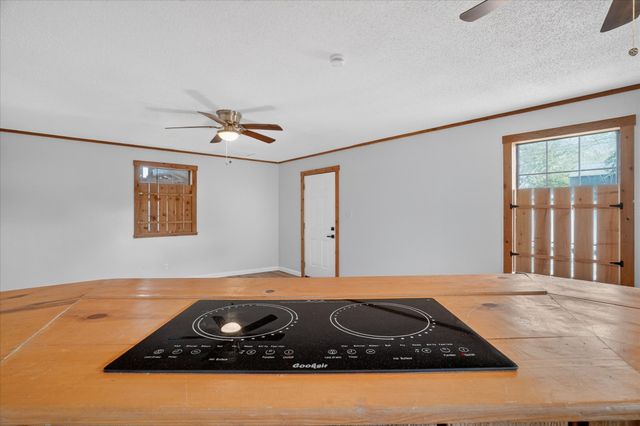 614 Bellevue Drive, Cleburne, TX 76033