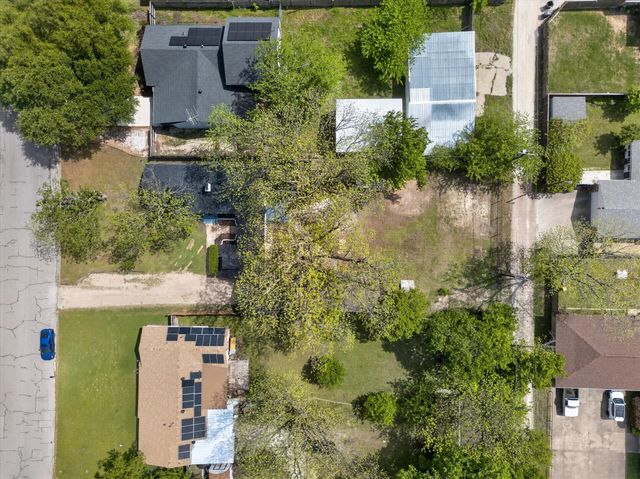 614 Bellevue Drive, Cleburne, TX 76033