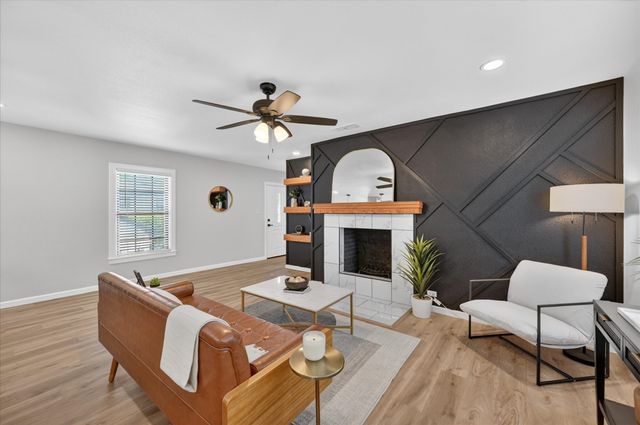 614 Bellevue Drive, Cleburne, TX 76033