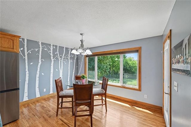 301 Prairie Rose Circle, Smithville, MO 64089