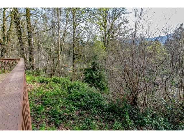 64636 E MCINTYRE Rd, Rhododendron, OR 97049