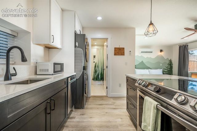 210 S Hancock Avenue, Colorado Springs, CO 80903