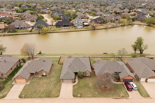 14605 N Waterfront Road, Edmond, OK 73013