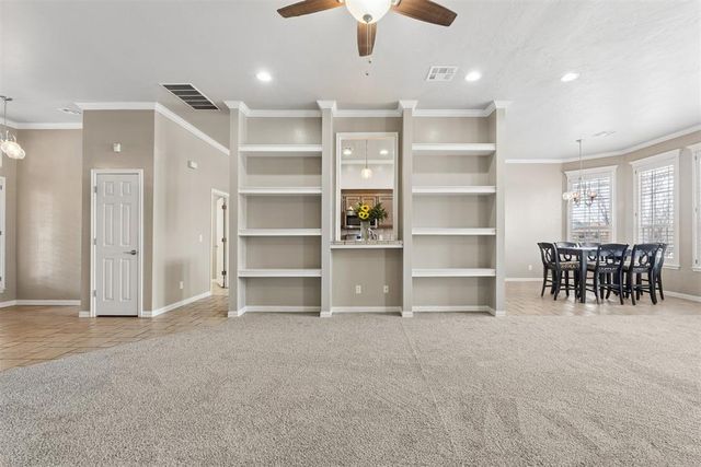 14605 N Waterfront Road, Edmond, OK 73013