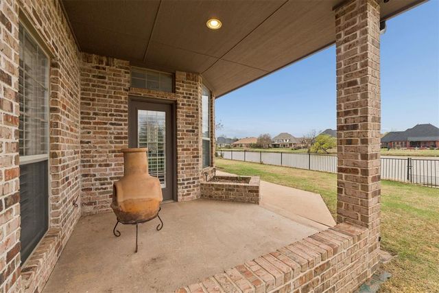 14605 N Waterfront Road, Edmond, OK 73013