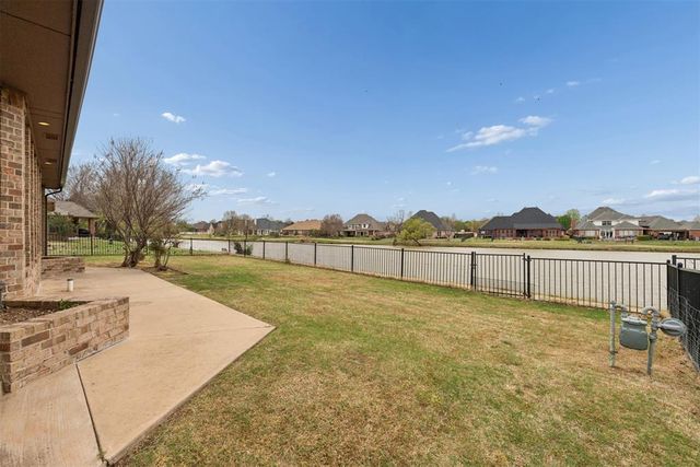 14605 N Waterfront Road, Edmond, OK 73013