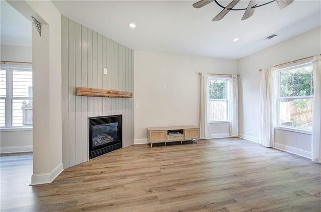 385 Parkmont Way, Dallas, GA 30132