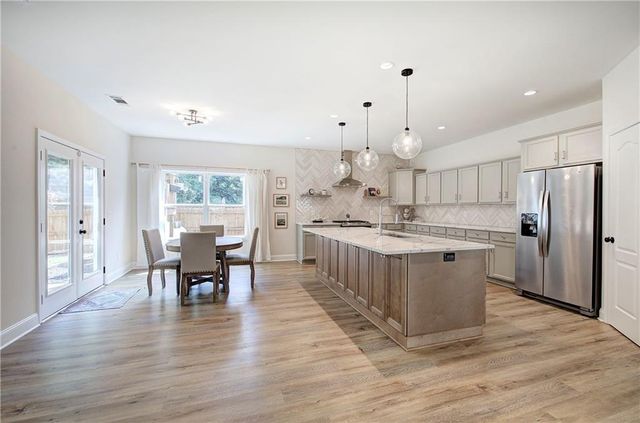 385 Parkmont Way, Dallas, GA 30132