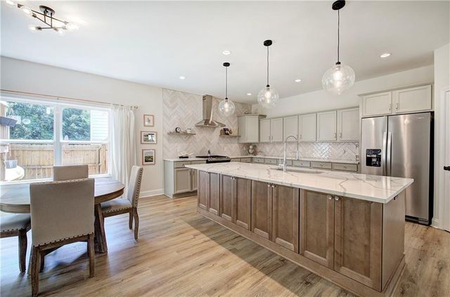 385 Parkmont Way, Dallas, GA 30132