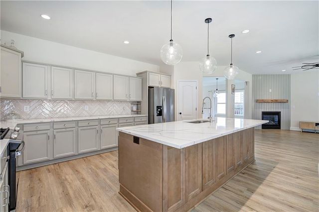 385 Parkmont Way, Dallas, GA 30132