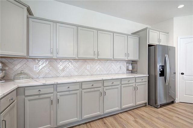 385 Parkmont Way, Dallas, GA 30132