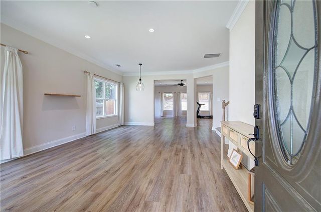 385 Parkmont Way, Dallas, GA 30132