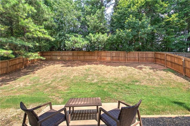 385 Parkmont Way, Dallas, GA 30132