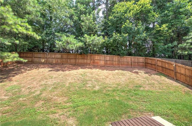 385 Parkmont Way, Dallas, GA 30132