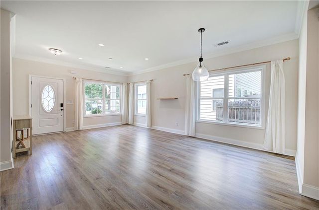 385 Parkmont Way, Dallas, GA 30132