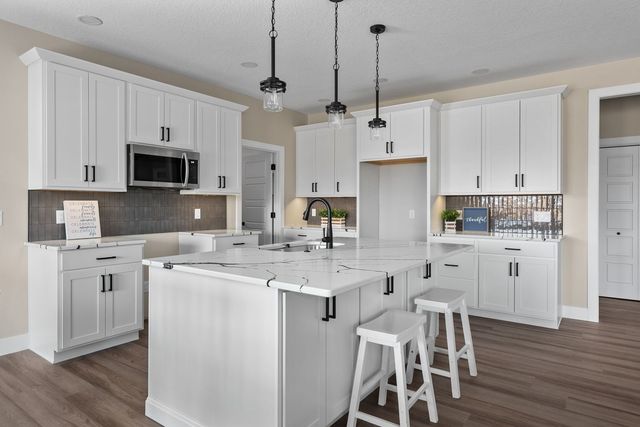 1218 S. 2nd Street, Eldridge, IA 52748