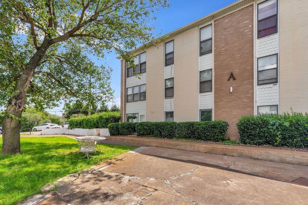 246 White Bridge Rd #A9, Nashville, TN 37209