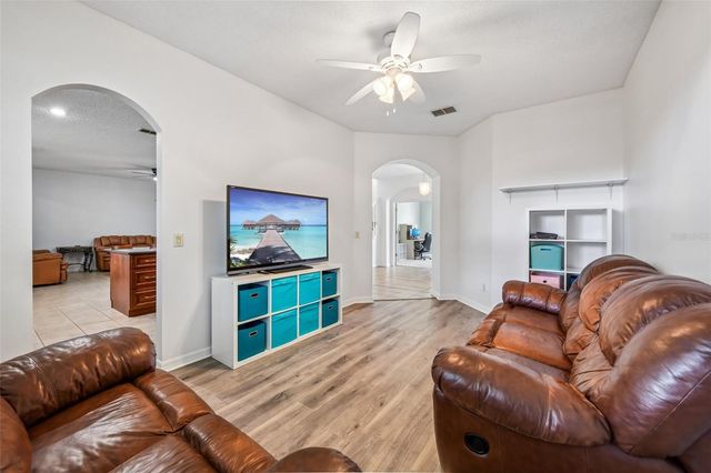 9525 SOUTHERN GARDEN CIRCLE, Altamonte Springs, FL 32714