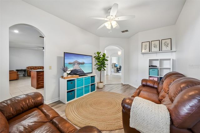 9525 SOUTHERN GARDEN CIRCLE, Altamonte Springs, FL 32714
