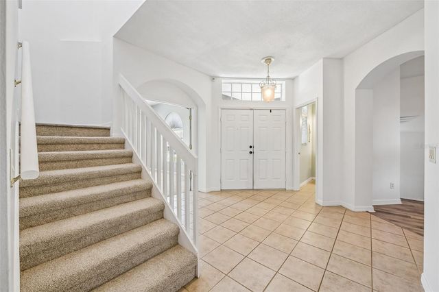 9525 SOUTHERN GARDEN CIRCLE, Altamonte Springs, FL 32714