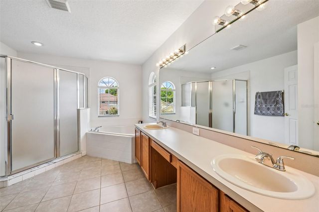 9525 SOUTHERN GARDEN CIRCLE, Altamonte Springs, FL 32714
