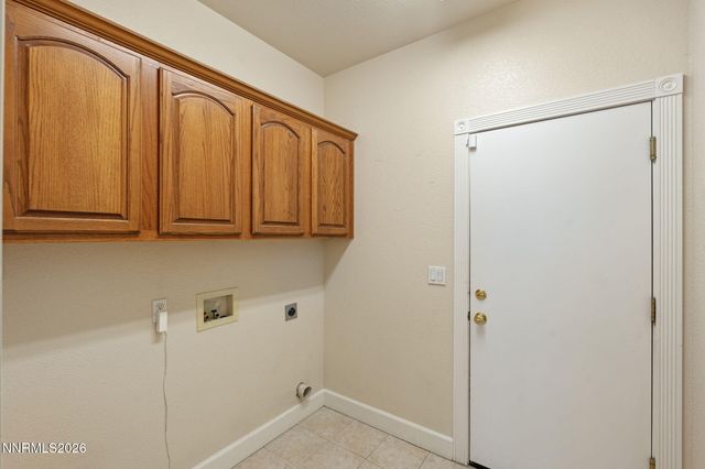 2729 Hamm Court, Sparks, NV 89436