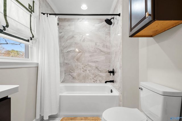 2281 Western Hills Drive E, Southside, AL 35907