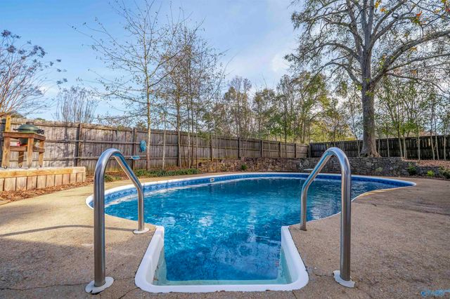 2281 Western Hills Drive E, Southside, AL 35907