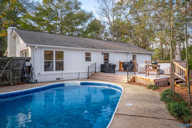 2281 Western Hills Drive E, Southside, AL 35907