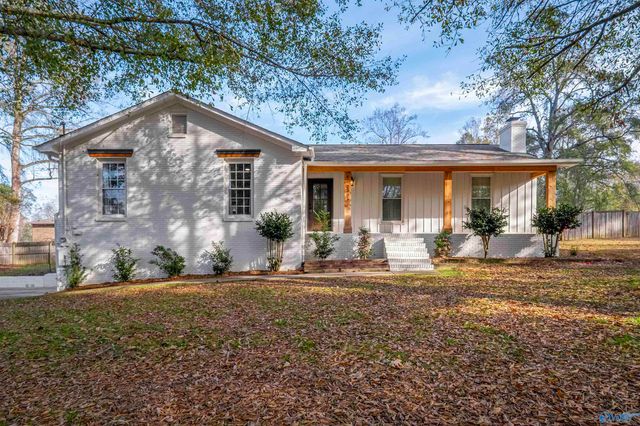 2281 Western Hills Drive E, Southside, AL 35907