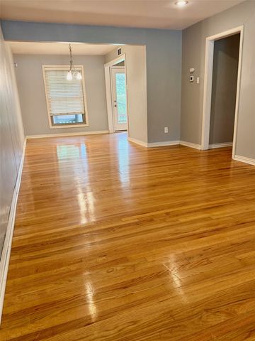 209 S Lindale Lane, Richardson, TX 75080