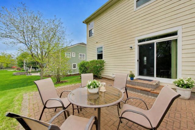 3091 Long Common Parkway, Elgin, IL 60124